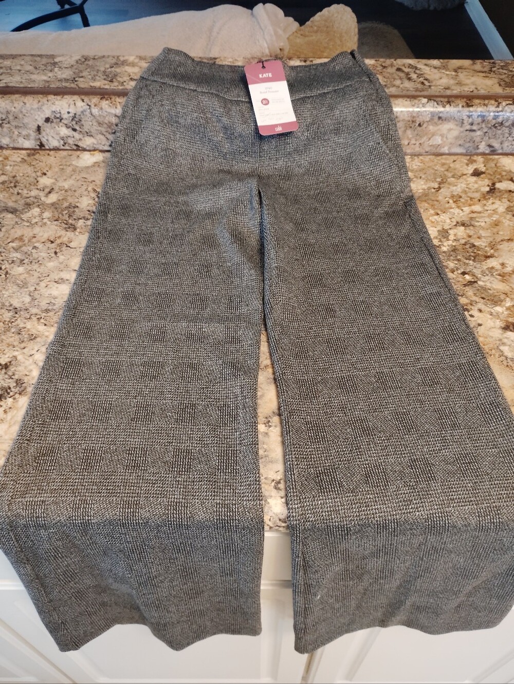 2 Nwt Women's CAbi Gray Wide-Leg Knit Pants. Hold On Stretchy